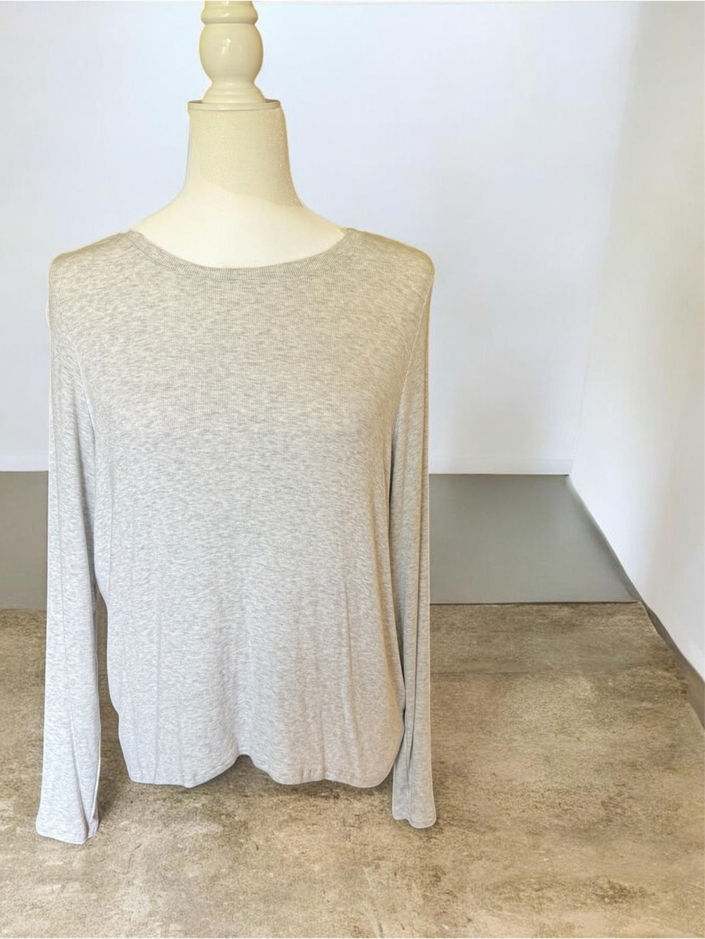 Athleta Womens Pose Long Sleeve Activewear Top -small